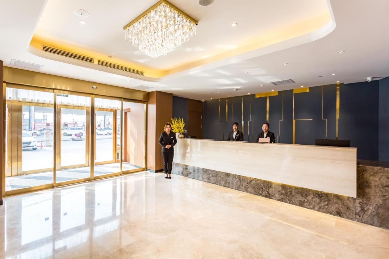 Yitel Collection Hotel Beijing Exterior photo