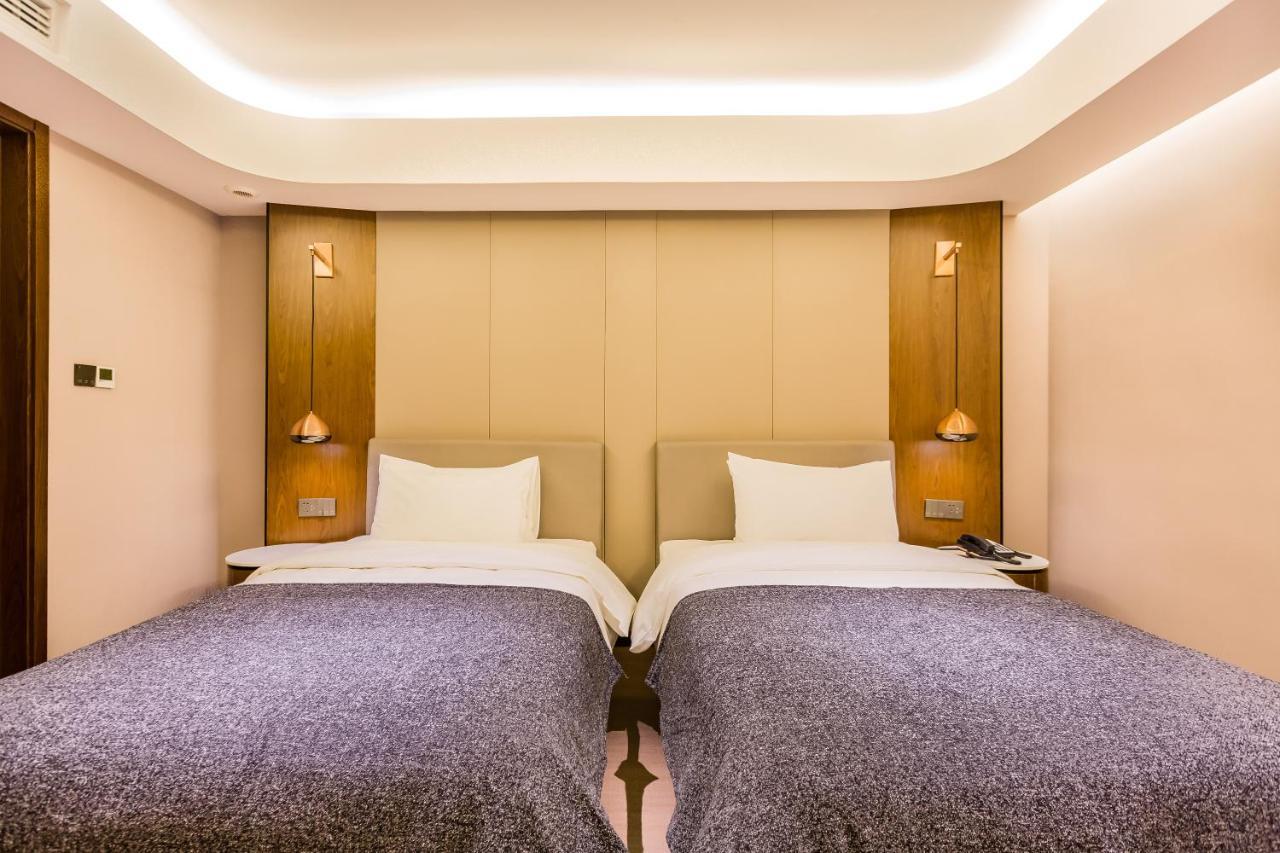 Yitel Collection Hotel Beijing Exterior photo